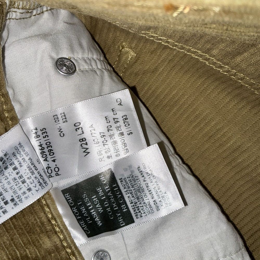 Levis 314 NWT Women 28x30 Shaping Straight Brown Corduroy Stretch Pants Mid Rise - Picture 4 of 8
